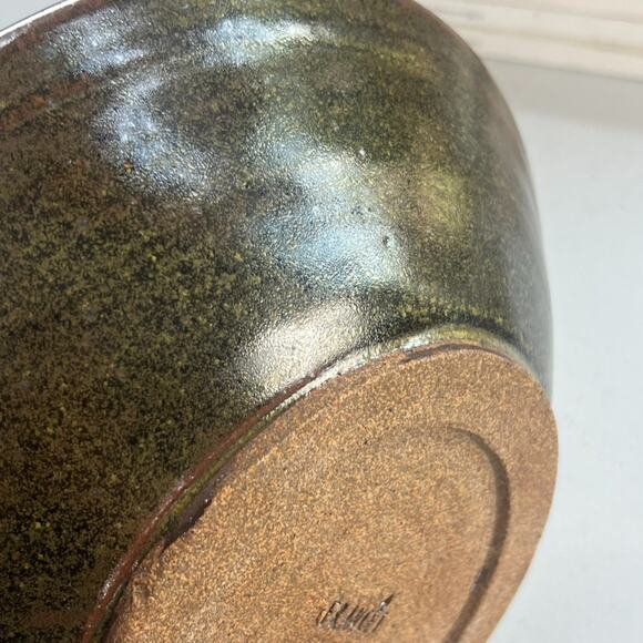 Signed Studio Art Pottery Bowl Glazed Hand Thrown Signed Stoneware 10x3" Brown - Picture 11 of 12